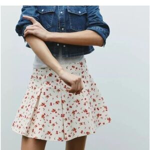 Zara Red Floral Box Pleated Cream Mini Skirt Side Zip NWT Sz M Coquette Cottage